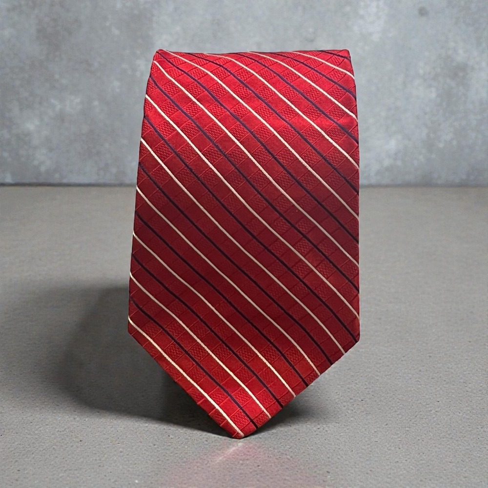 Tommy Hilfiger 100% Silk Tie 58x3.5 Red White‎ Blue Made In USA